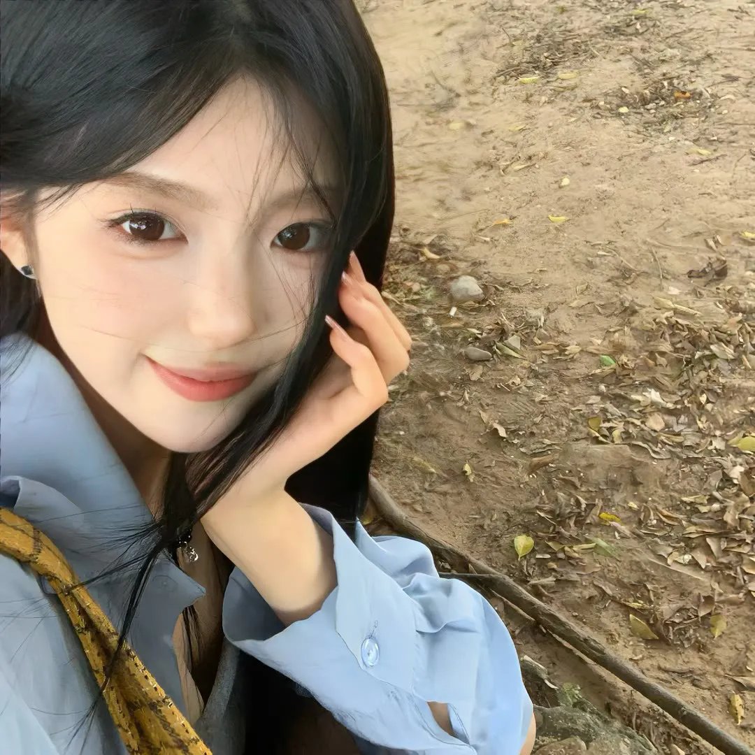 战火中的小狐狸
